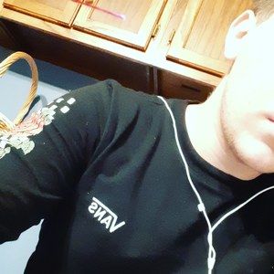 Meet your Posher, Chris